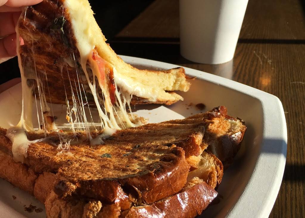 Coffee Barn | cafe | 392 Danbury Rd, Wilton, CT 06897, USA | 2036656909 OR +1 203-665-6909