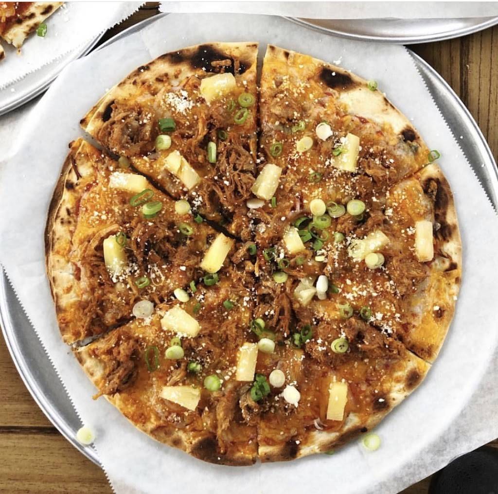 Quezzas | restaurant | 424 S Lamar Blvd, Austin, TX 78704, USA | 5129837927 OR +1 512-983-7927