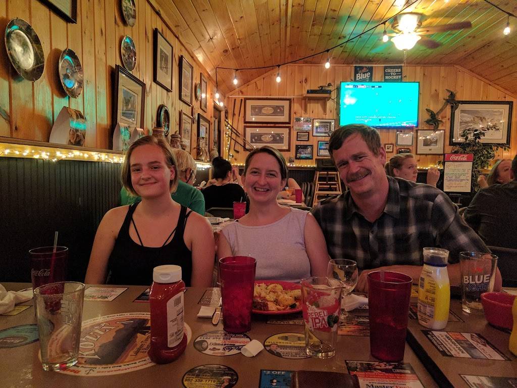 Rozzis Lakeshore Tavern | restaurant | 1022 W Lakeshore Dr, Colchester, VT 05446, USA | 8028632342 OR +1 802-863-2342