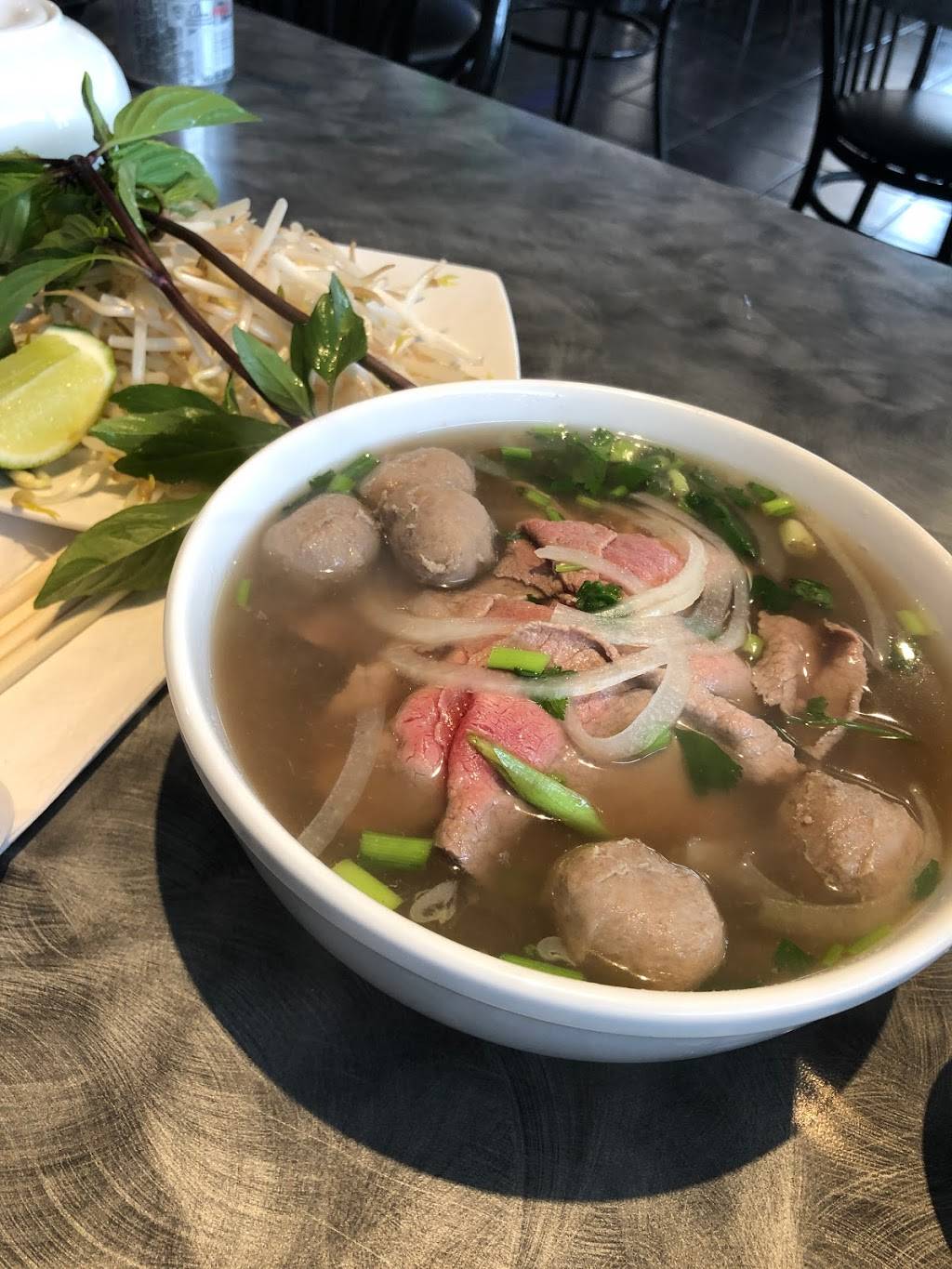 Mother’s Vietnamese Kitchen | restaurant | 145 Barton St E, Hamilton, ON L8L 8A8, Canada | 9057771100 OR +1 905-777-1100