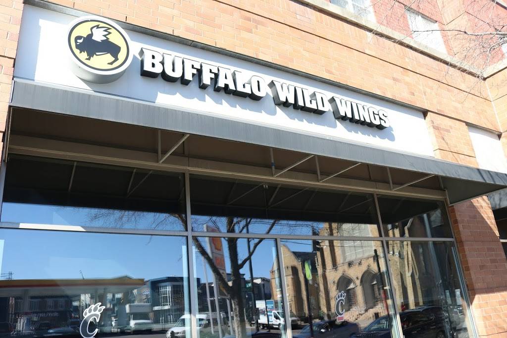 Buffalo Wild Wings | meal takeaway | 200 Calhoun St, Cincinnati, OH 45219, USA | 5132819464 OR +1 513-281-9464