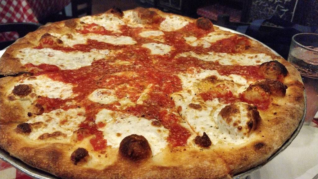 Grimaldis Pizzeria | restaurant | 1244 Belk Dr, Mt Pleasant, SC 29464, USA | 8439719368 OR +1 843-971-9368