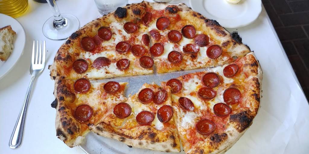 Sardellas Italian Restaurant | restaurant | 30 Memorial Blvd W, Newport, RI 02840, USA | 4018496312 OR +1 401-849-6312