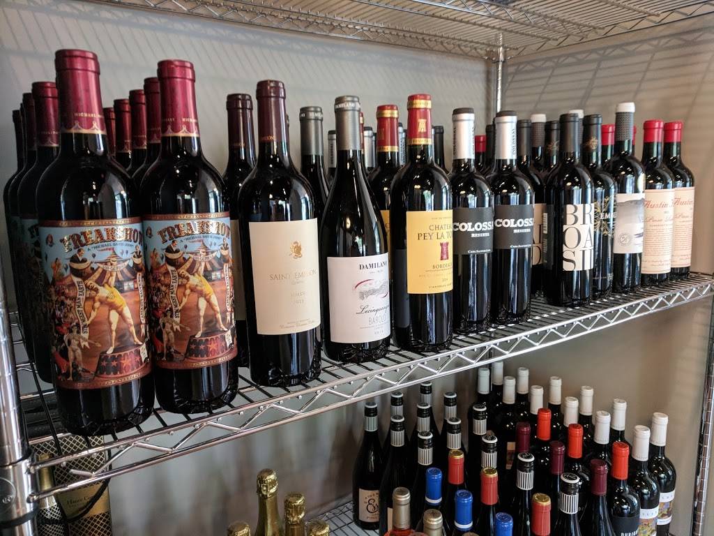 Grassroots & Vine | restaurant | 1011 S Ft Thomas Ave, Fort Thomas, KY 41075, USA | 8598148391 OR +1 859-814-8391