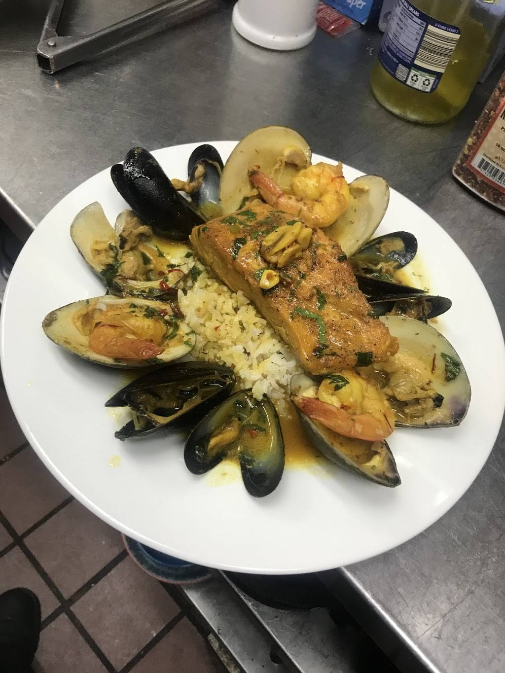 El refin mexican restaurant | restaurant | 1633 Park Ave, South Plainfield, NJ 07080, USA | 9084621894 OR +1 908-462-1894