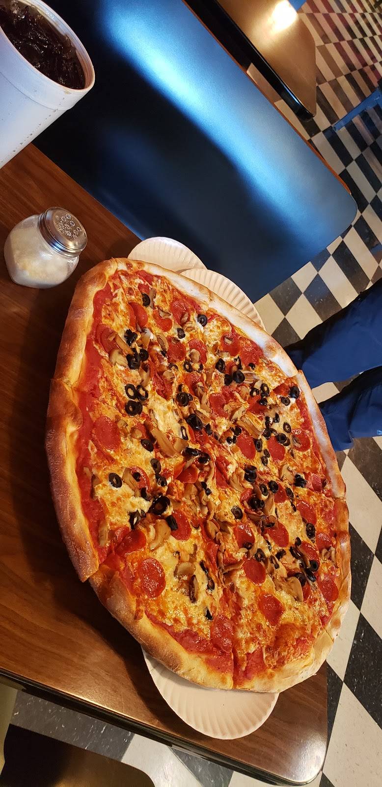 Brooklyn Pizzeria | restaurant | 1125 N Bragg Blvd, Spring Lake, NC 28390, USA | 9104365666 OR +1 910-436-5666