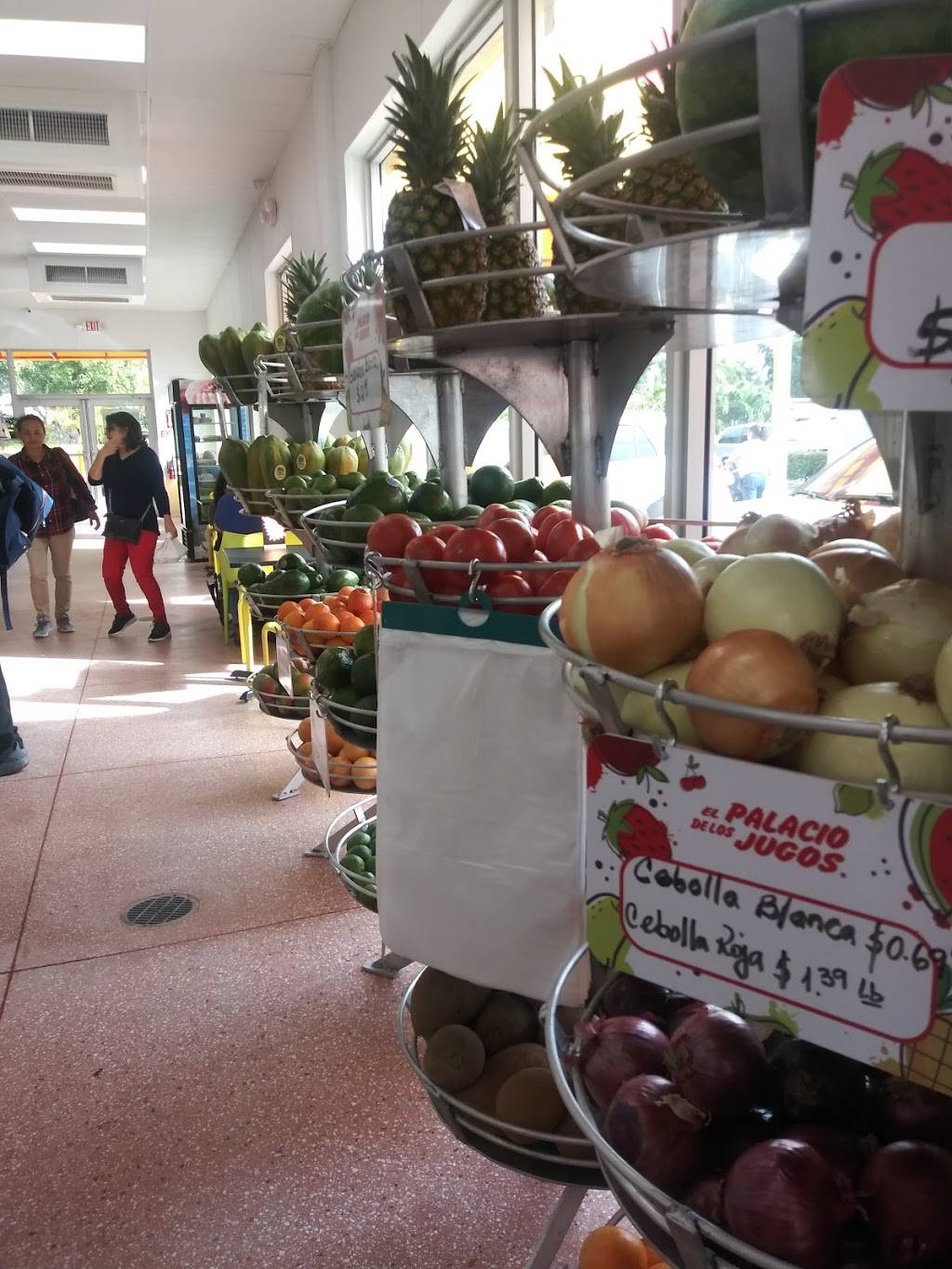 El Palacio de los Jugos | restaurant | 7255 SW 107th Ave, Miami, FL 33173, USA | 3052005896 OR +1 305-200-5896