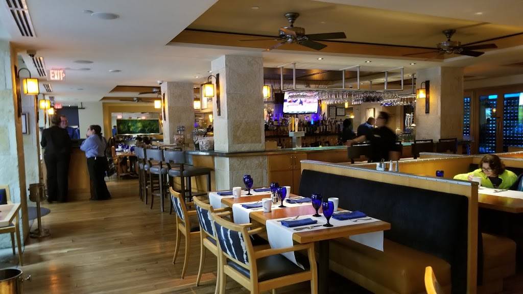 Ostra Restaurant | restaurant | 212 W Crockett St, San Antonio, TX 78205, USA | 2103965817 OR +1 210-396-5817