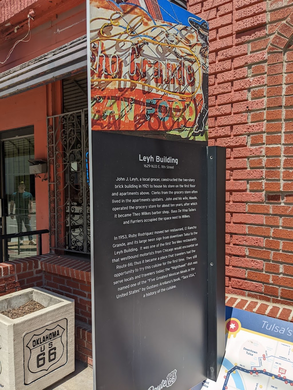 El Rancho Grande Mexican Food | restaurant | 1629 E 11th St, Tulsa, OK 74120, USA | 9185840816 OR +1 918-584-0816