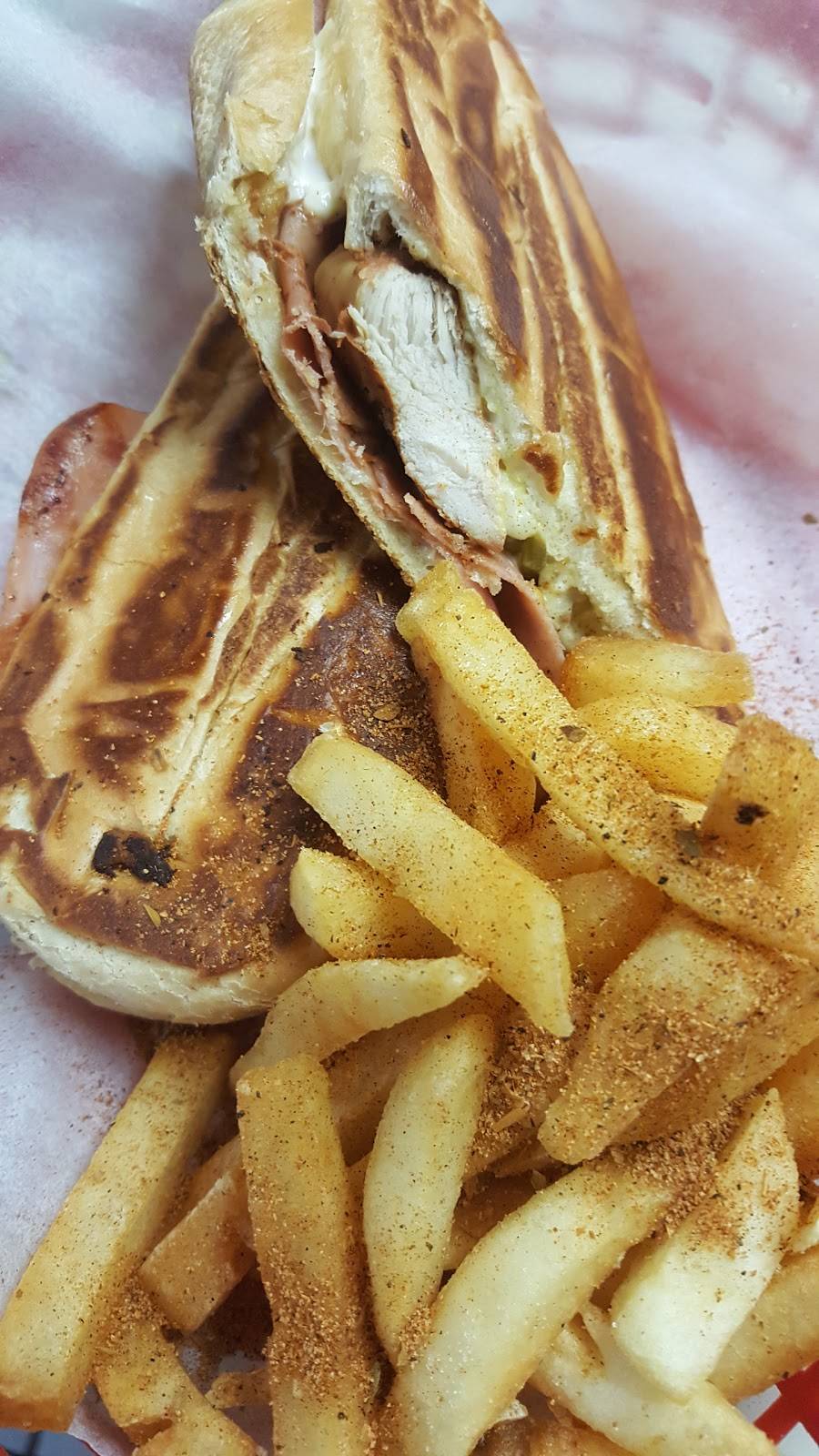 Rosita Bakery Restaurante Nicaragüense | restaurant | 5554 Port Royal Rd, North Springfield, VA 22151, USA | 3015360714 OR +1 301-536-0714