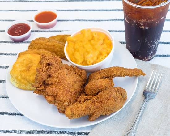 Chesters Chicken/Thrifty Ice Cream | restaurant | 10489 Monte Vista Ave, Montclair, CA 91763, USA | 9094459694 OR +1 909-445-9694