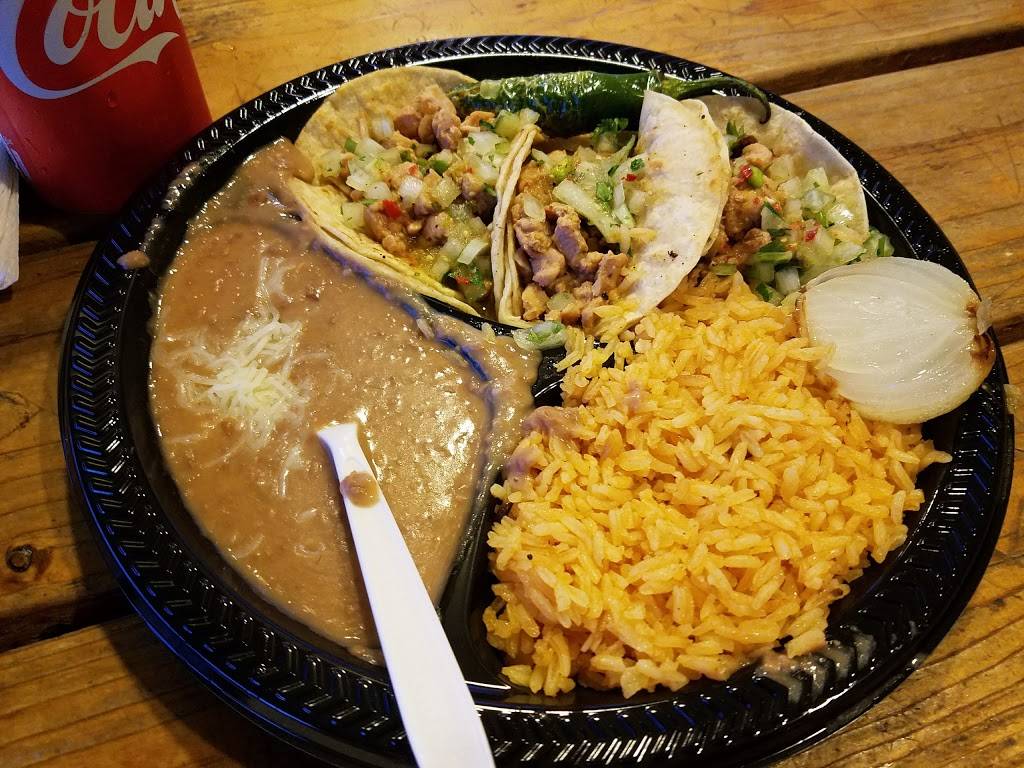 Taqueria la Fondita | restaurant | 9811 15th Ave SW, Seattle, WA 98106, USA | 2065510529 OR +1 206-551-0529