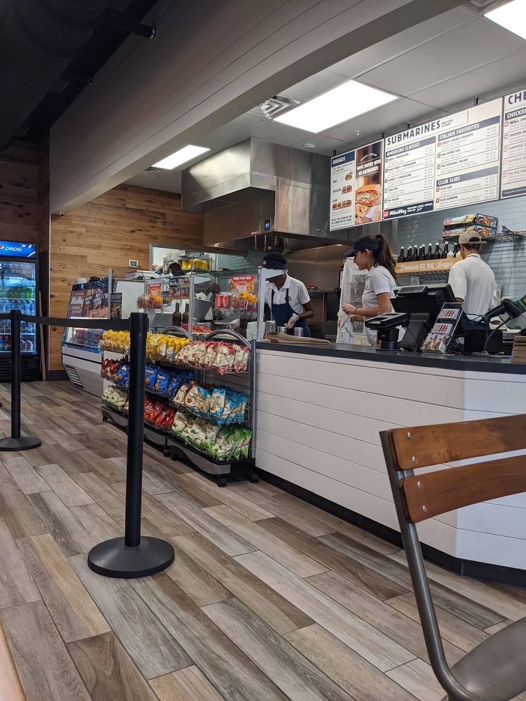 Jersey Mikes Subs | meal takeaway | 15145 NW 67th Ave, Miami Lakes, FL 33014, USA | 7867969687 OR +1 786-796-9687