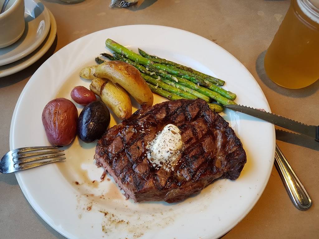 TJs Harbor Restaurant | restaurant | 7098 S, US-45, Oshkosh, WI 54902, USA | 9206889047 OR +1 920-688-9047