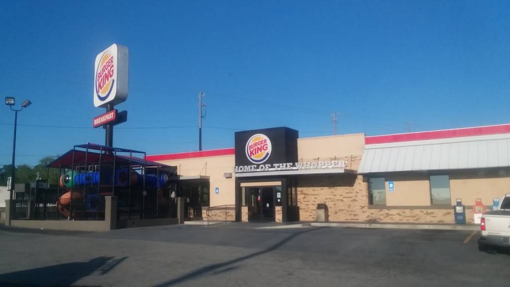 Burger King | restaurant | 1109 16th Ave E, Cordele, GA 31015, USA | 2292734507 OR +1 229-273-4507