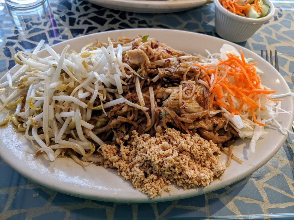 Happy Elephant | restaurant | 1047 Rohlwing Rd, Elk Grove Village, IL 60007, USA | 8479239200 OR +1 847-923-9200