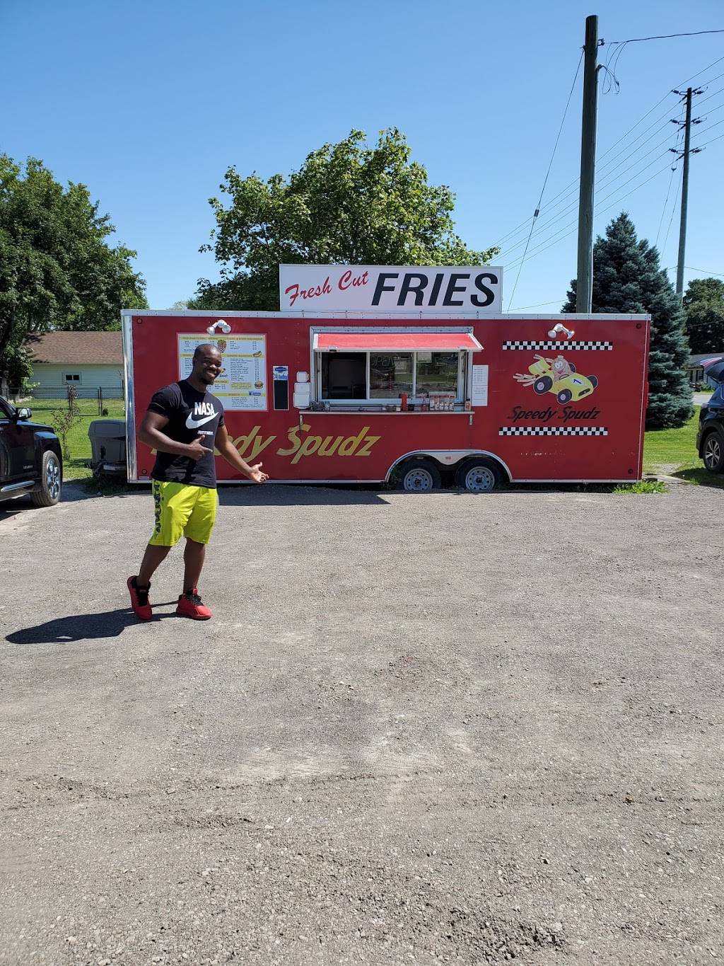 Speedy Spudz | restaurant | 1406 Taunton Rd E, Oshawa, ON L1H 8L7, Canada | 9052437433 OR +1 905-243-7433