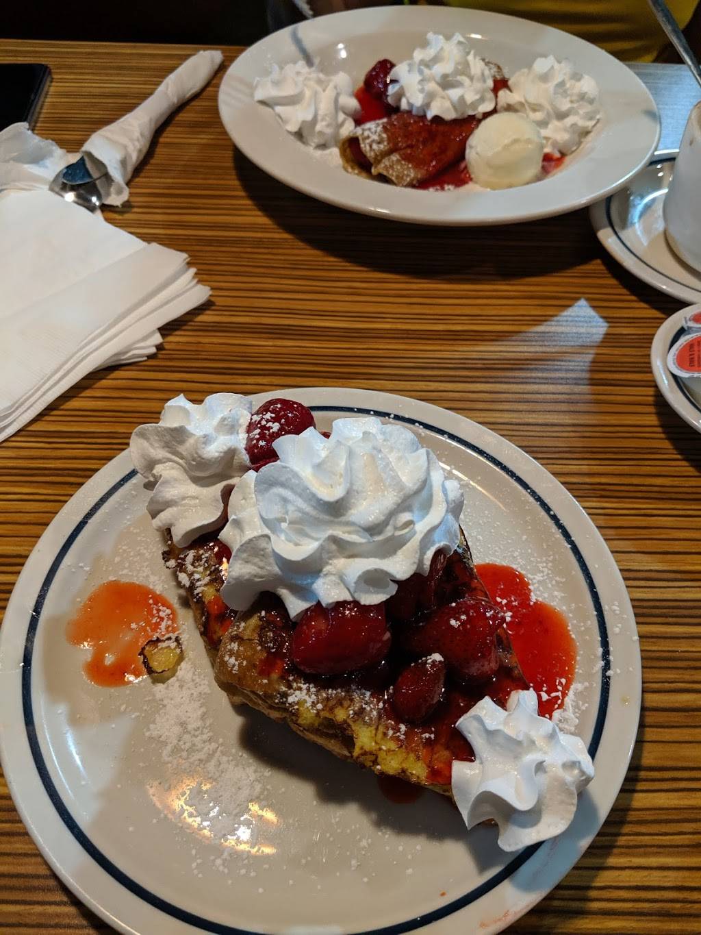 IHOP | restaurant | 6456 Chippewa St, St. Louis, MO 63109, USA | 3148334467 OR +1 314-833-4467