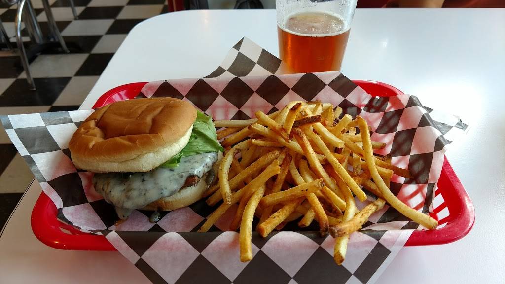 Bobs Diner | meal takeaway | 820 Main St #100, Louisville, CO 80027, USA | 3036651056 OR +1 303-665-1056