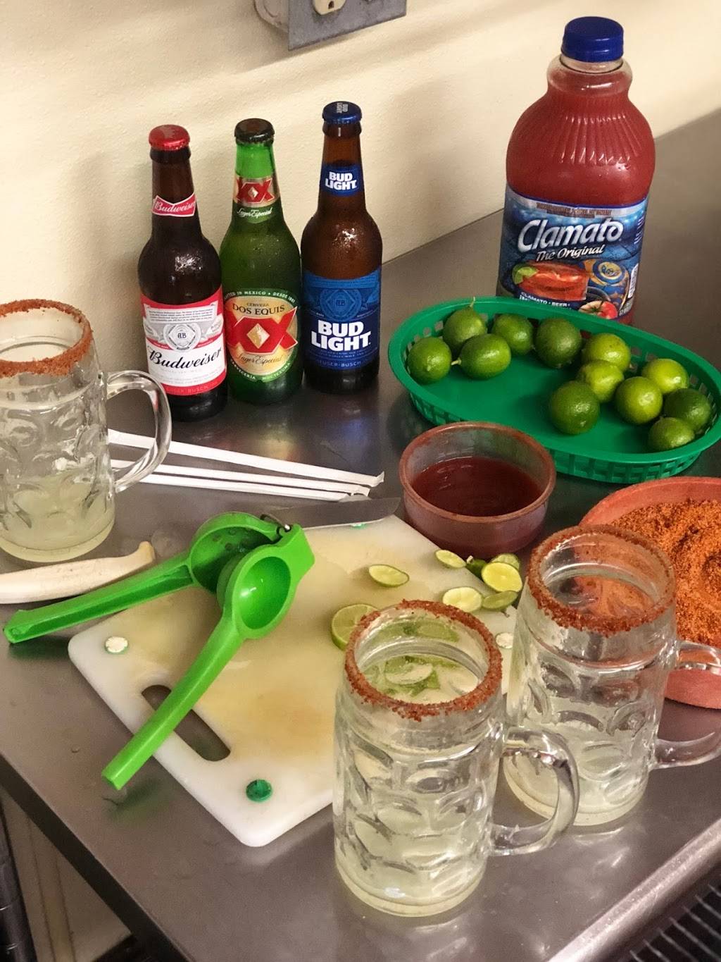 El Gorrion Restaurant | restaurant | 3459 S 12th Ave, Tucson, AZ 85713, USA | 5207701340 OR +1 520-770-1340