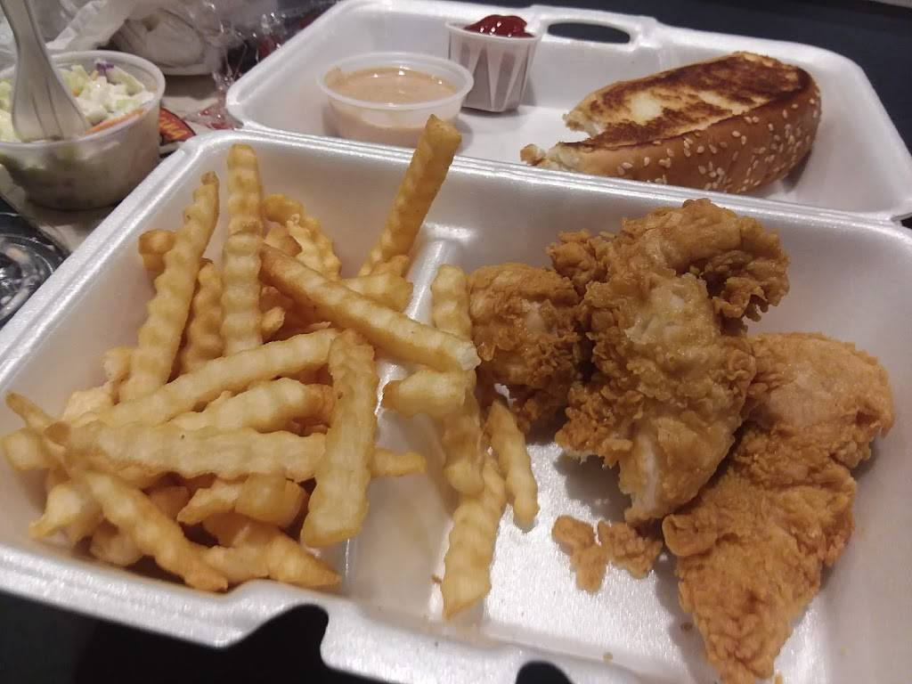 Raising Canes Chicken Fingers | meal takeaway | 4384 Indian Ripple Rd, Beavercreek, OH 45440, USA | 9373067833 OR +1 937-306-7833