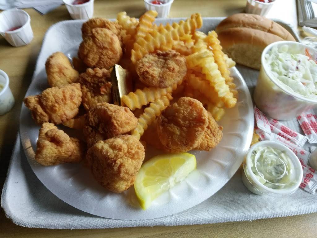 Kens Place | restaurant | 207 Pine Point Rd, Scarborough, ME 04074, USA | 2078836611 OR +1 207-883-6611