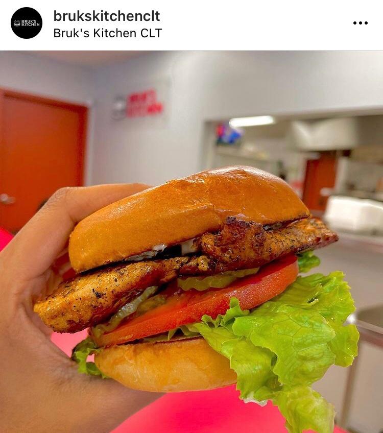 Bruks Kitchen | restaurant | 2120 Kilborne Dr, Charlotte, NC 28205, USA | 7045953803 OR +1 704-595-3803