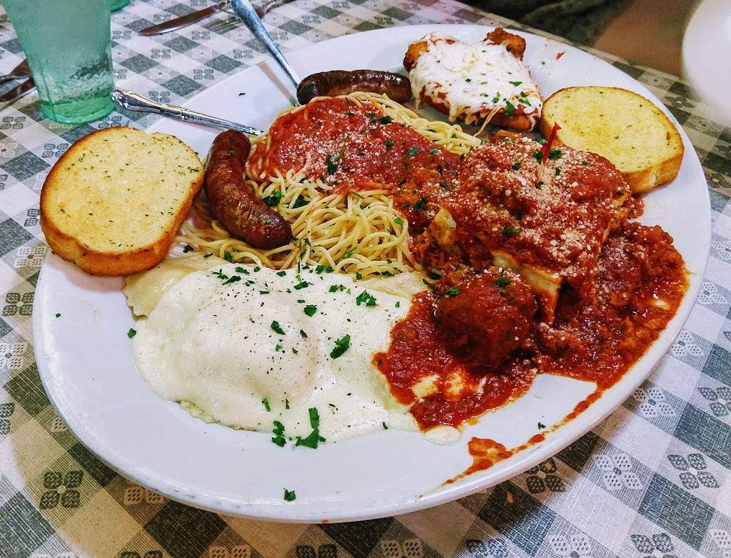 Spaghetti Warehouse | restaurant | 1255 W Interstate 20, Arlington, TX 76017, USA | 8175570321 OR +1 817-557-0321