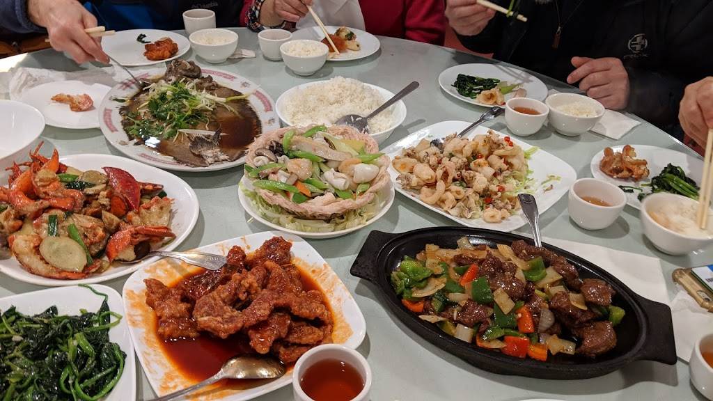 Victoria Seafood | restaurant | 1029 Commonwealth Avenue, Boston, MA 02215, USA | 6177835111 OR +1 617-783-5111