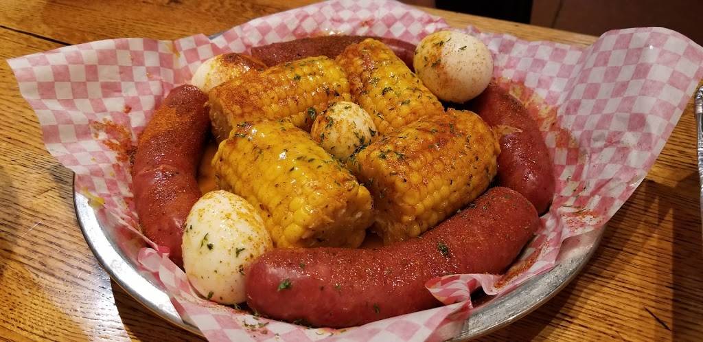 Krab Kingz | restaurant | 5860 Delmar Blvd, St. Louis, MO 63112, USA | 3143902004 OR +1 314-390-2004