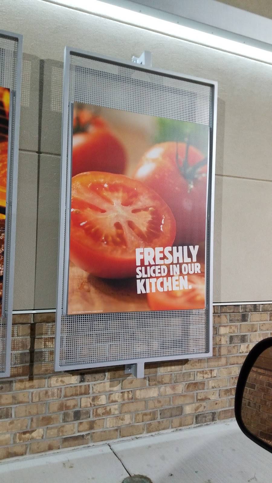 Burger King | restaurant | 1775 N Farnsworth Ave, Aurora, IL 60505, USA | 3314314015 OR +1 331-431-4015
