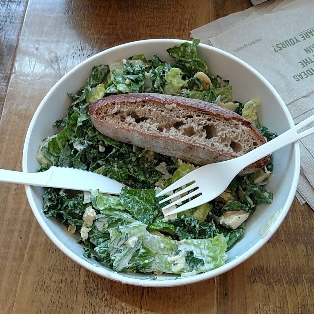 sweetgreen | restaurant | 575 12th Rd S Ste B2, Arlington, VA 22202, USA | 7038881025 OR +1 703-888-1025