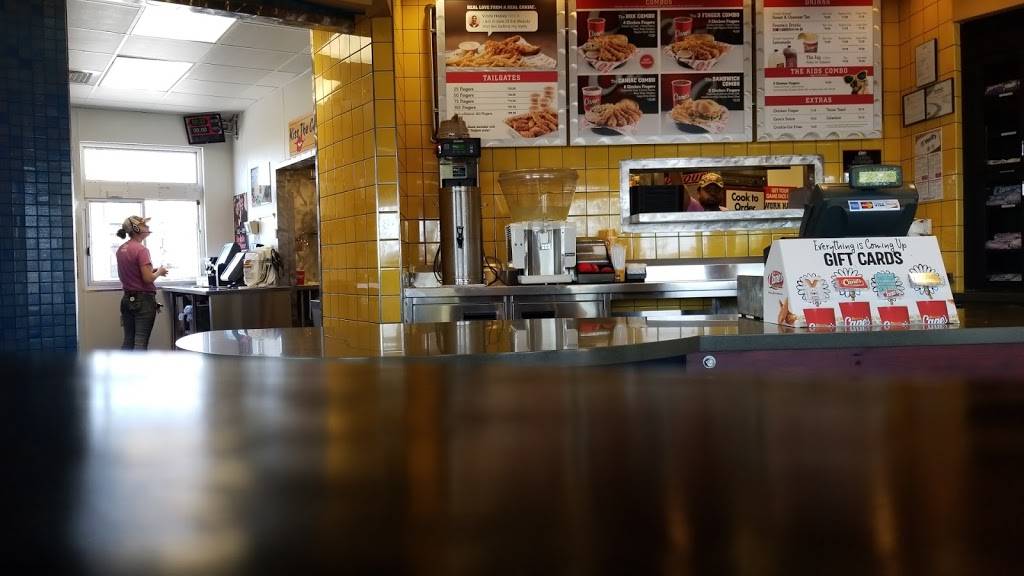 Raising Canes Chicken Fingers | meal takeaway | 10255 S Memorial Dr, Tulsa, OK 74133, USA | 9183644820 OR +1 918-364-4820