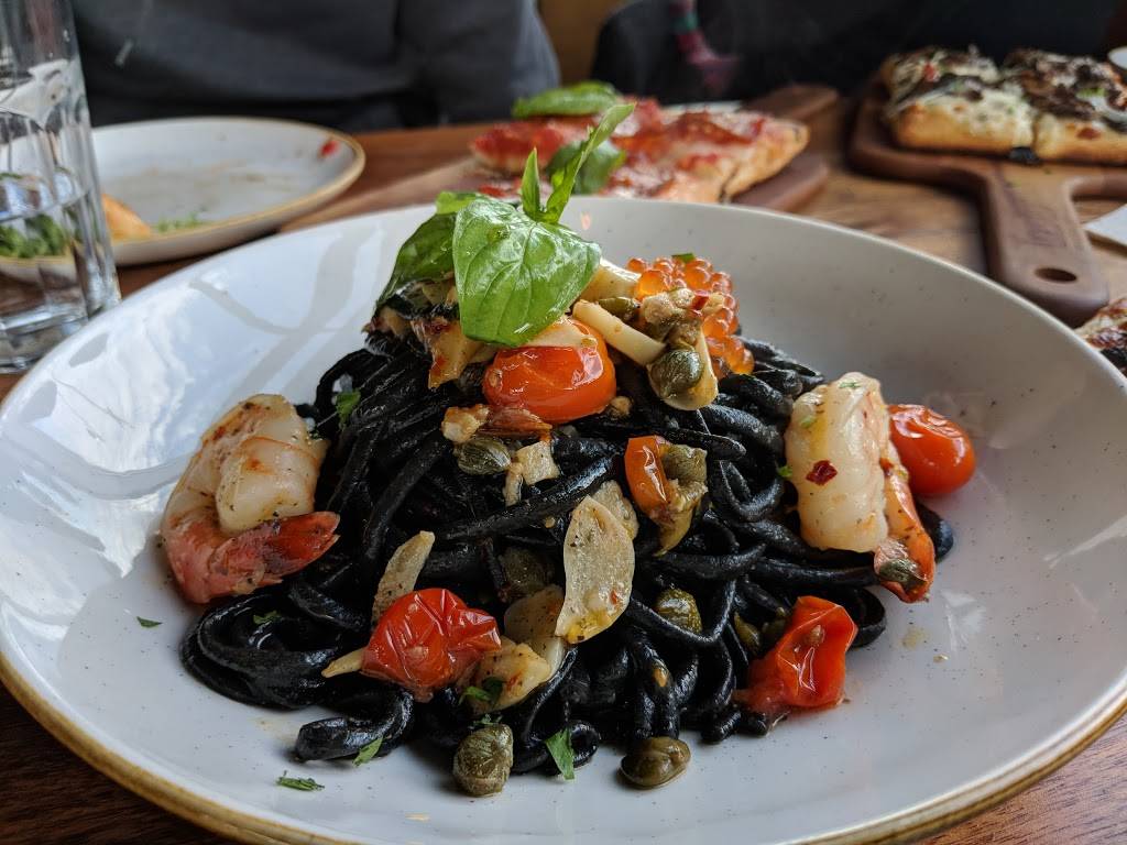 Tosto | restaurant | 609 Roehampton Ave, Toronto, ON M4P 1S7, Canada | 4163220609 OR +1 416-322-0609