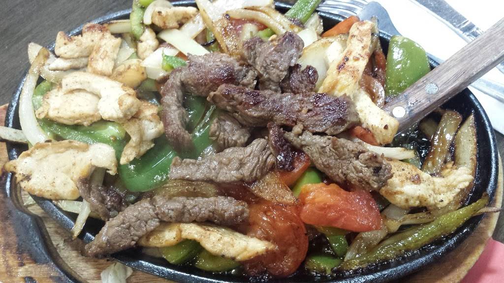 La Casa Garcia | restaurant | 531 W Chapman Ave, Anaheim, CA 92802, USA | 7147401108 OR +1 714-740-1108