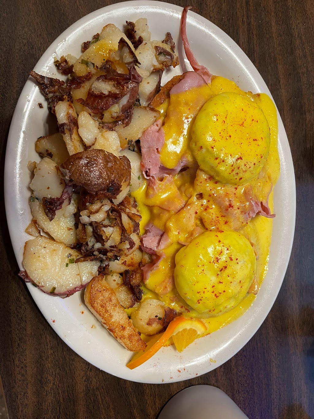 The Cheese Barrel | restaurant | 544 S Center St, Casper, WY 82601, USA | 3072355202 OR +1 307-235-5202