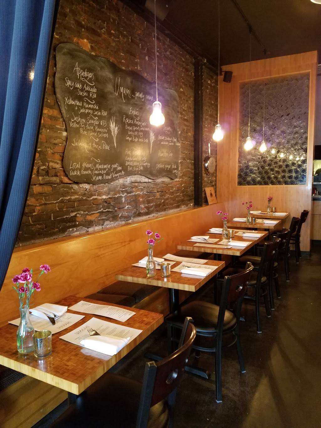 Umami Asian Kitchen | restaurant | 42 N Main St, Chagrin Falls, OH 44022, USA | 4402478600 OR +1 440-247-8600