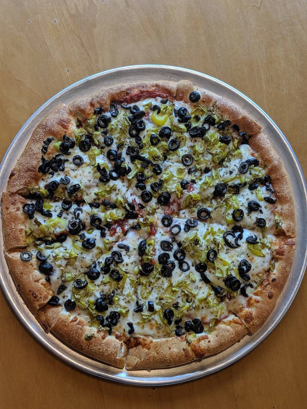 The Original Stavros Pizza | restaurant | 800 N Dixie Fwy, New Smyrna Beach, FL 32168, USA | 3864285474 OR +1 386-428-5474