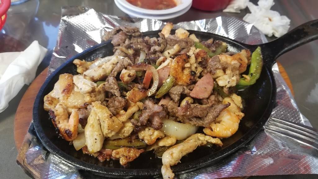 Taqueria Los Dos Laredos #5 | restaurant | 414 S New Braunfels Ave, San Antonio, TX 78203, USA | 2105322283 OR +1 210-532-2283