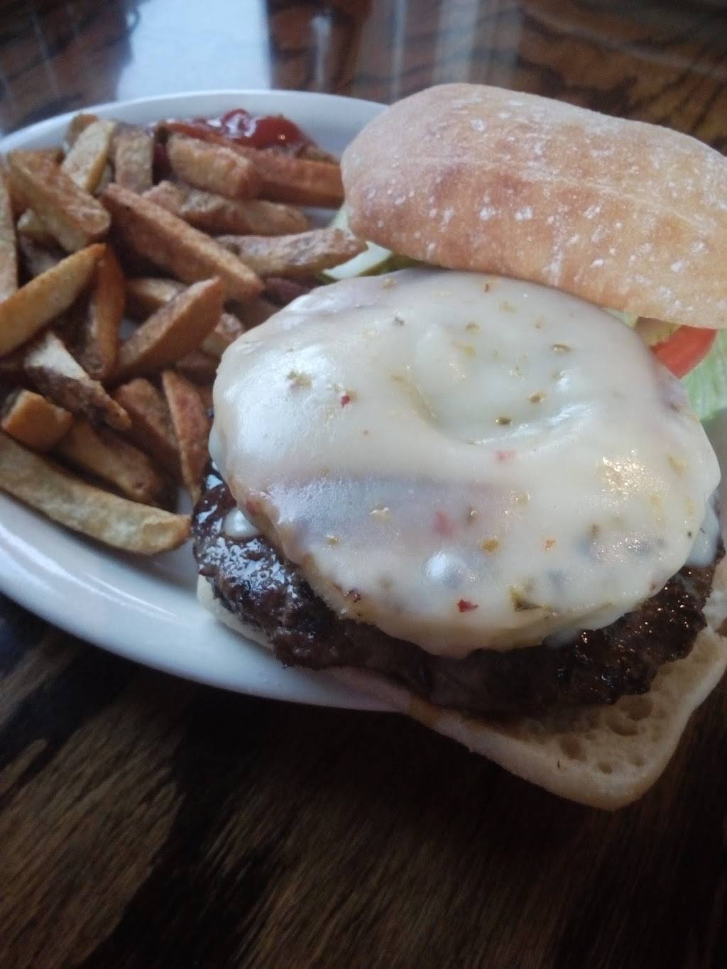 Gabbys Pub & Grill | restaurant | 3002 S Graham Rd, Saginaw, MI 48609, USA | 9897810101 OR +1 989-781-0101