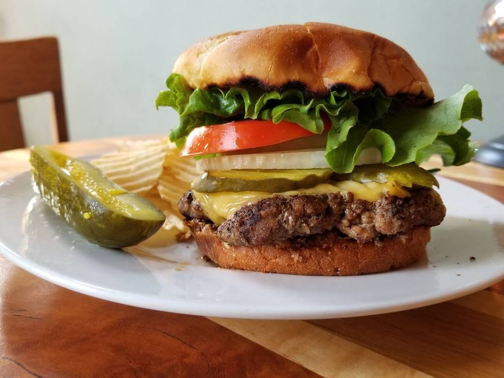 Rembrandts Gallery & Wine Bar | restaurant | 323-325 E Main St, Madison, IN 47250, USA | 8122735050 OR +1 812-273-5050