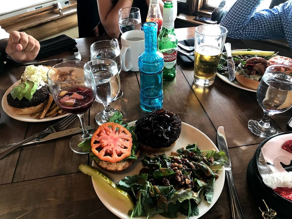 Cliff House Restaurant | restaurant | Stowe, VT 05672, USA | 8022533665 OR +1 802-253-3665