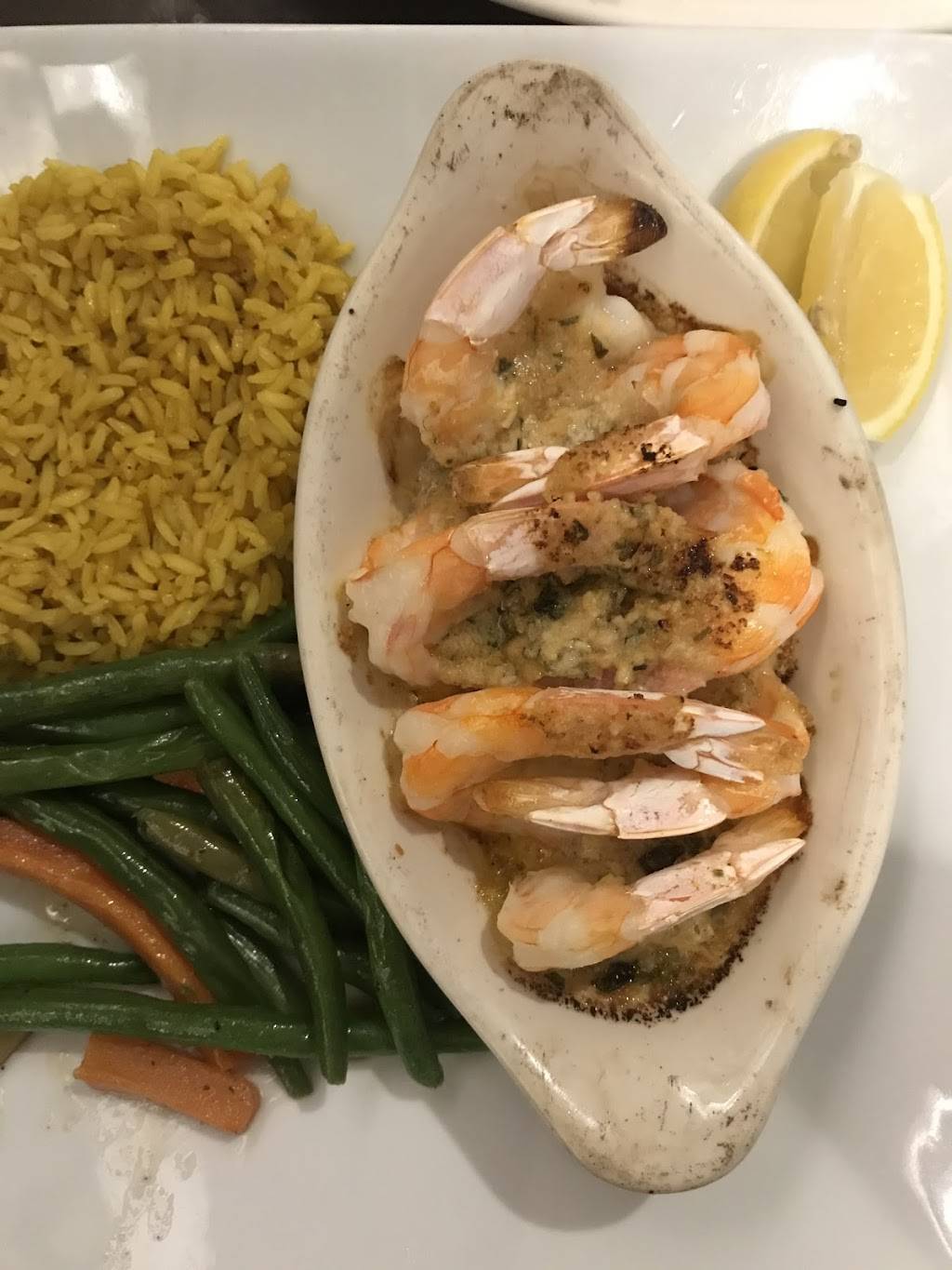 Snug Harbor Waterfront Restaurant | restaurant | 645 Old San Carlos Blvd, Fort Myers Beach, FL 33931, USA | 2394634343 OR +1 239-463-4343