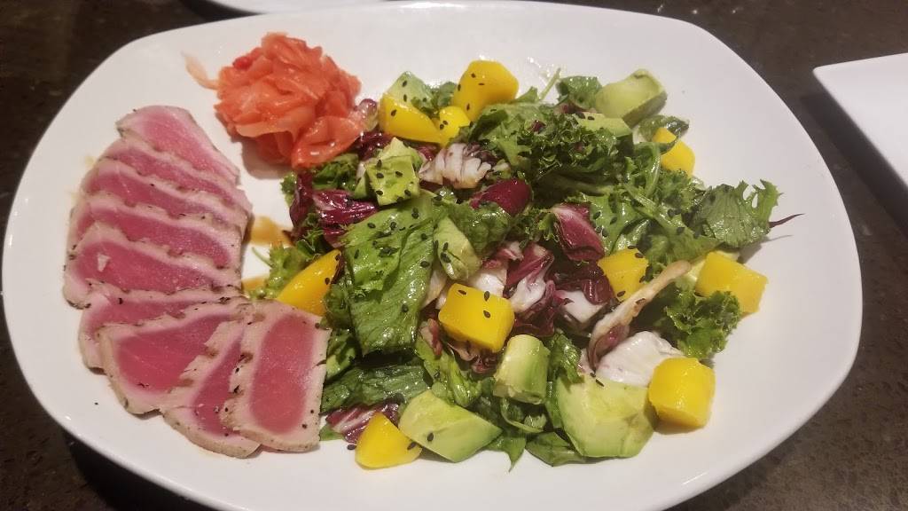 Joe Sensers Sports Theater | restaurant | 2350 Cleveland Ave N, Roseville, MN 55113, USA | 6516311781 OR +1 651-631-1781