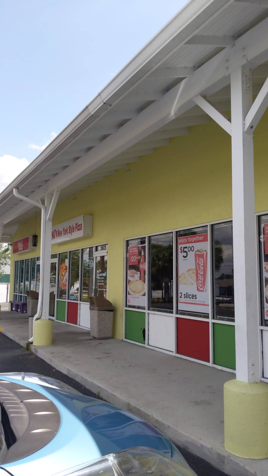 MJs Pizza & Wings | restaurant | 3062 Cypress Gardens Rd, Winter Haven, FL 33884, USA | 8632682715 OR +1 863-268-2715