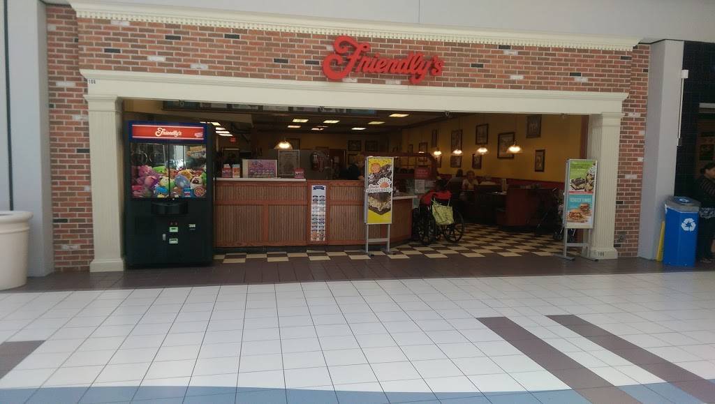 Friendlys | restaurant | 106 Neshaminy Rd, Cornwells Heights, PA 19020, USA | 2153572743 OR +1 215-357-2743