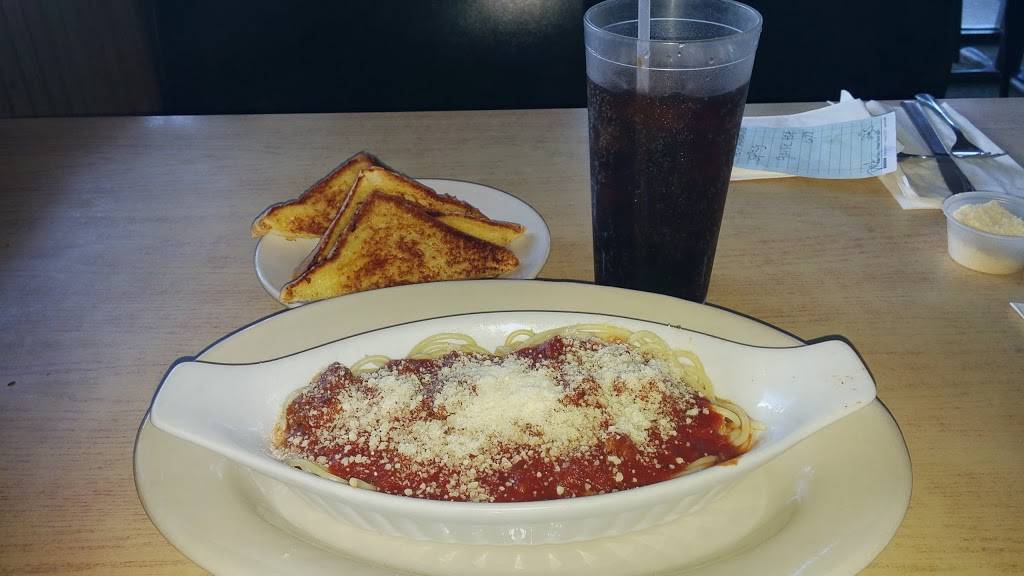 Cals Place | restaurant | 11007 SE 66th Terrace, Belleview, FL 34420, USA | 3523477909 OR +1 352-347-7909