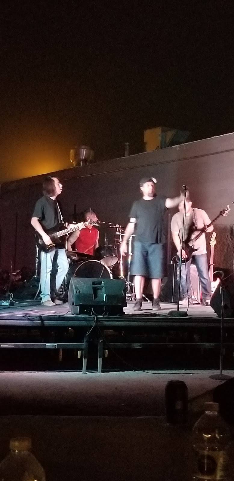 Paulinas bar and grill | restaurant | 7792 Franklin Dr, El Paso, TX 79915, USA | 9157710997 OR +1 915-771-0997