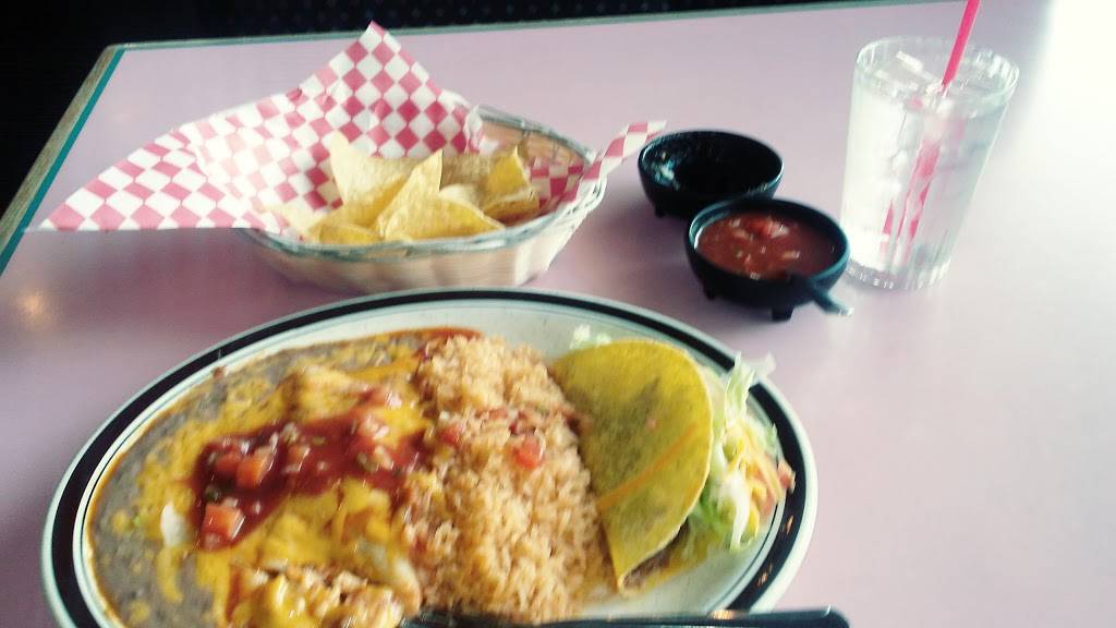 Mazatlan Restaurant | restaurant | 11102 Pacific Ave S, Tacoma, WA 98444, USA | 2535385388 OR +1 253-538-5388