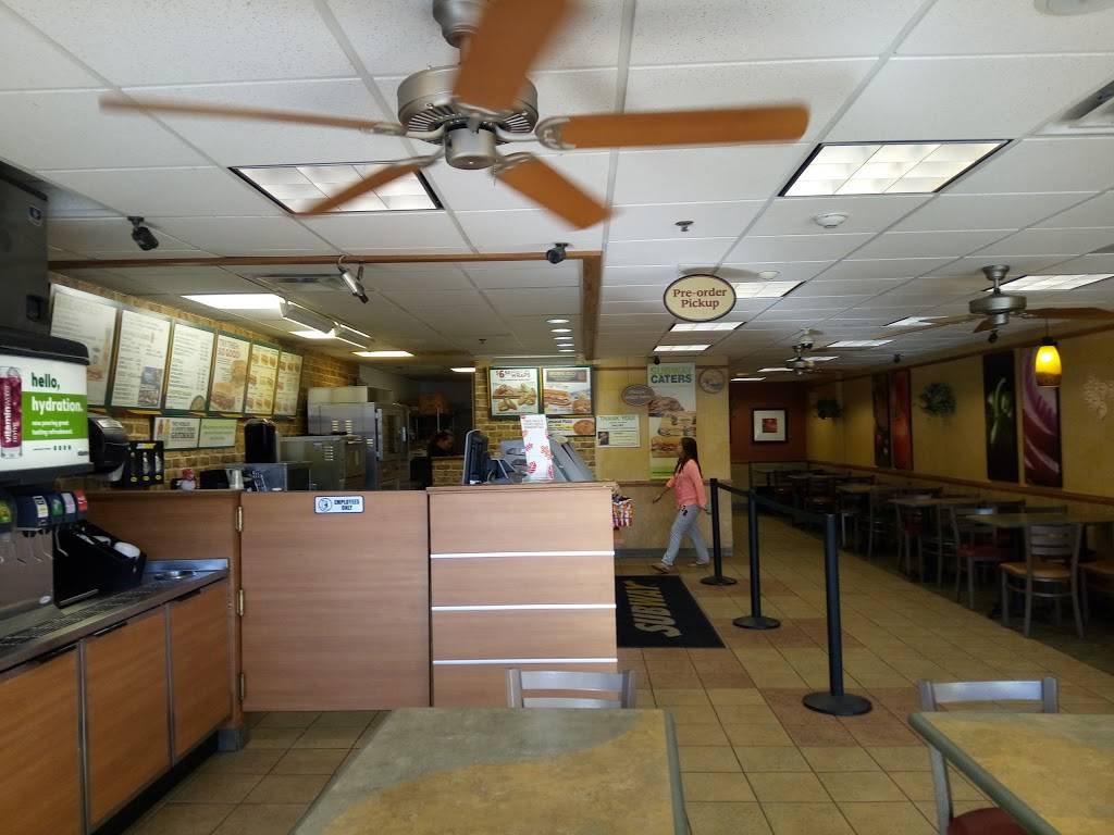 Subway | restaurant | 251 W Central St, Natick, MA 01760, USA | 5086500605 OR +1 508-650-0605